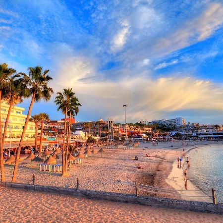 First Line Villa Floor Studio Apartment With Amazing Sea View Air Conditioned Just 50M From The Beach Costa Adeje  Exteriör bild